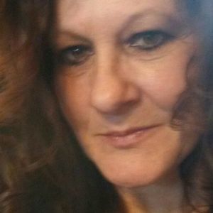 Meet your Posher, Traci